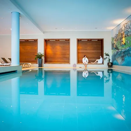 Resort Robinson - Adults Only