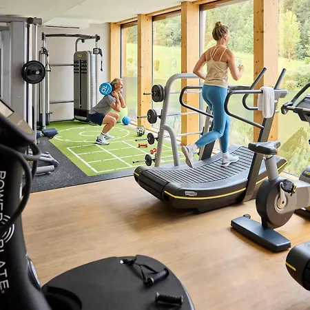 Robinson - Adults Only 4*