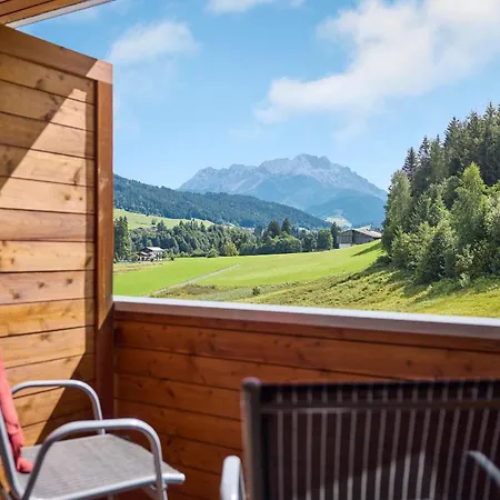 Robinson - Adults Only 4*